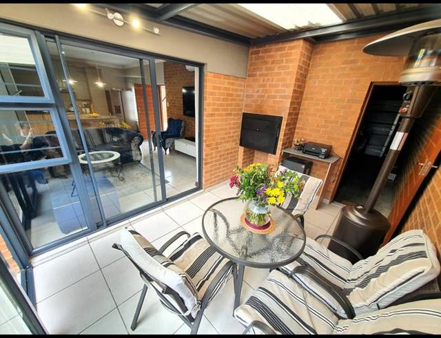 3 BEDROOM TOWNHOUSE FOR SALE IN MONTANA